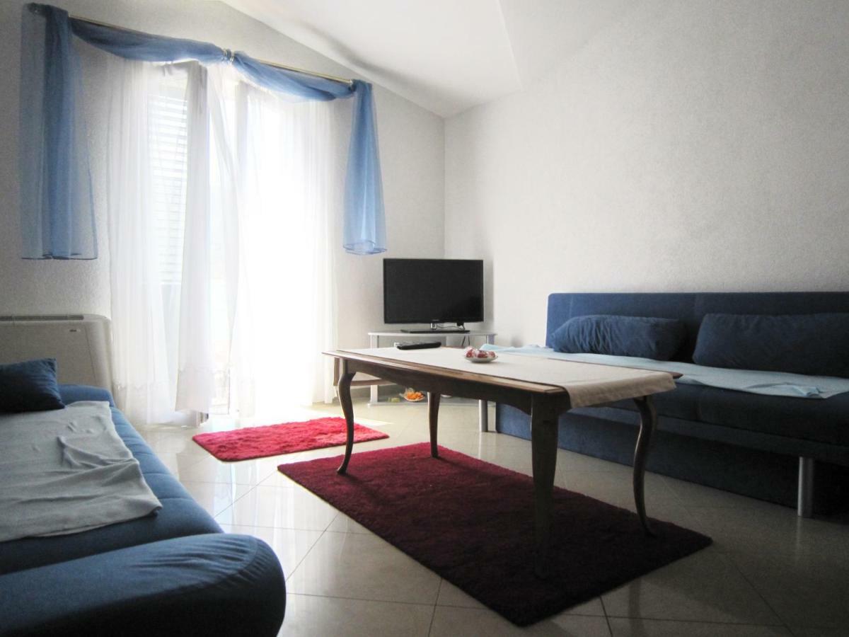 Apartments Jadran Grebastica Exterior photo