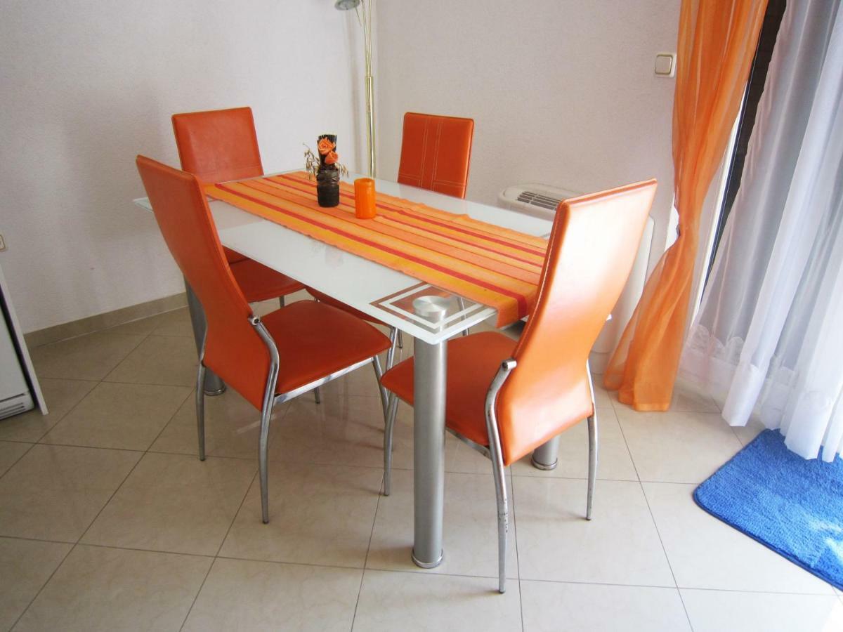 Apartments Jadran Grebastica Exterior photo